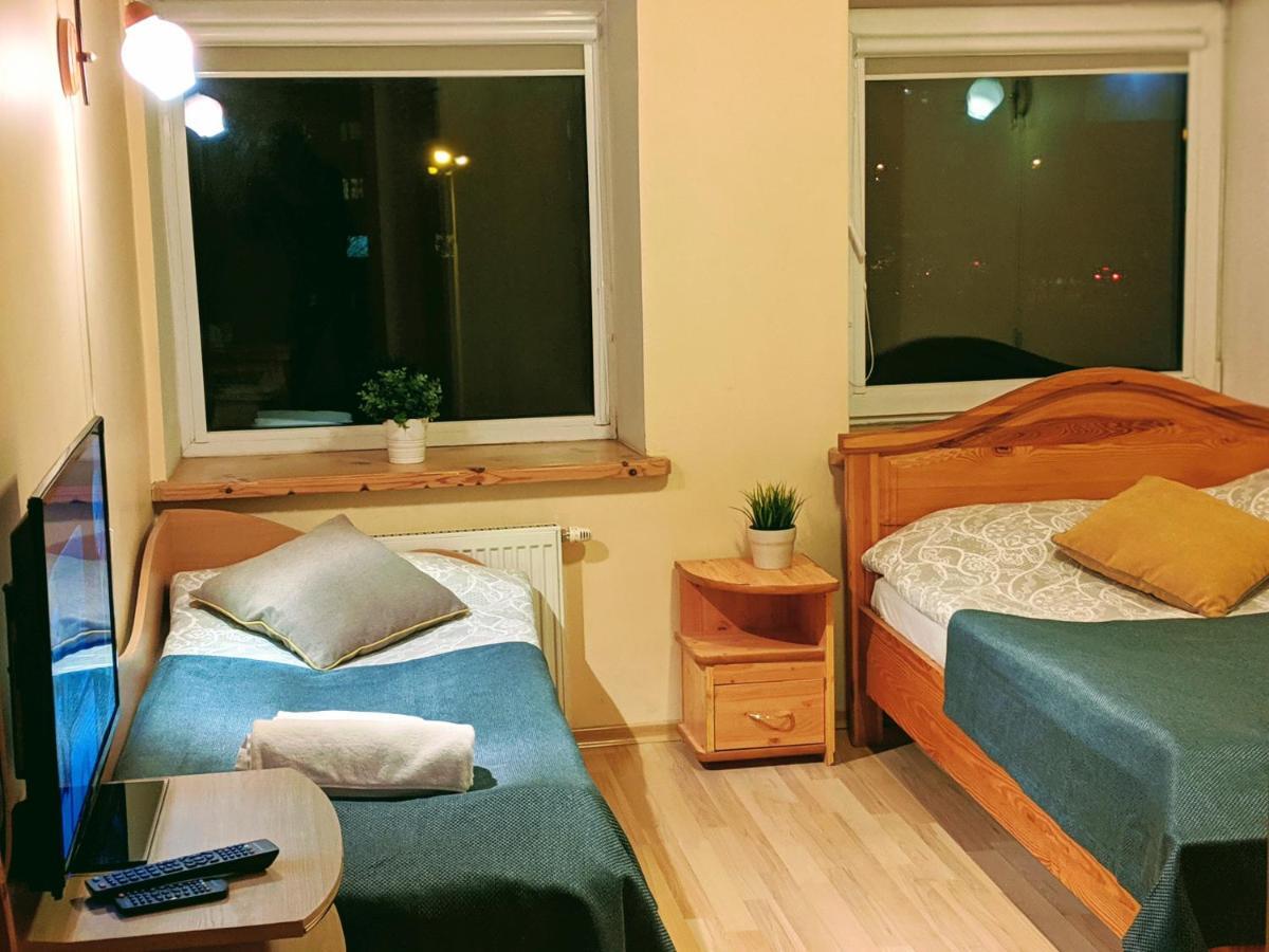 Guest House Kamara ปาเนเวชิส ภายนอก รูปภาพ